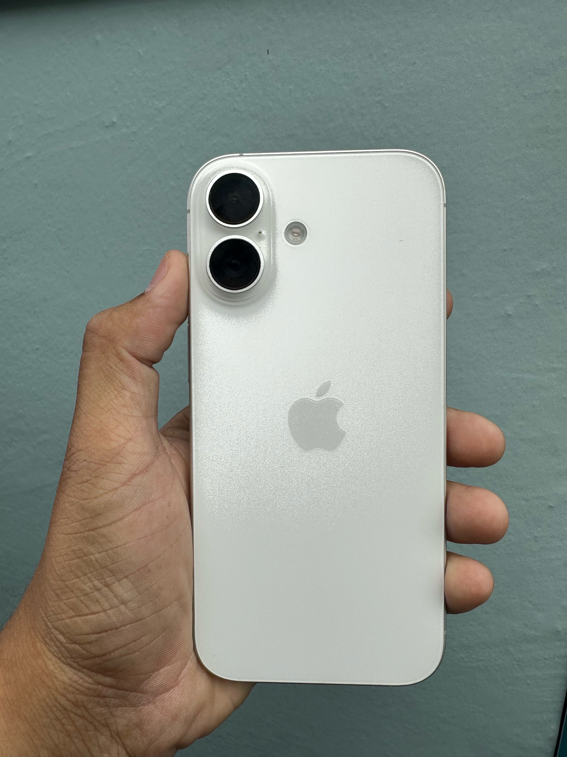 Apple iPhone 17